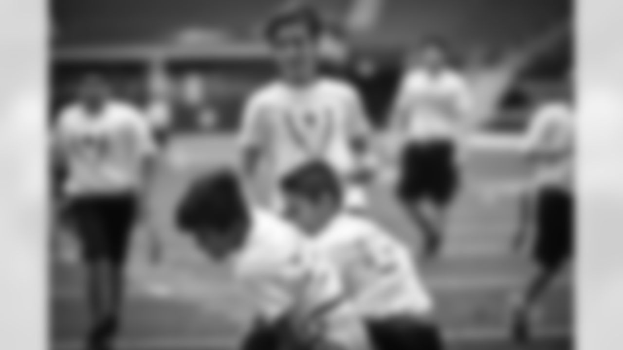 2016_youth_camps_spanish_jj0146.jpg