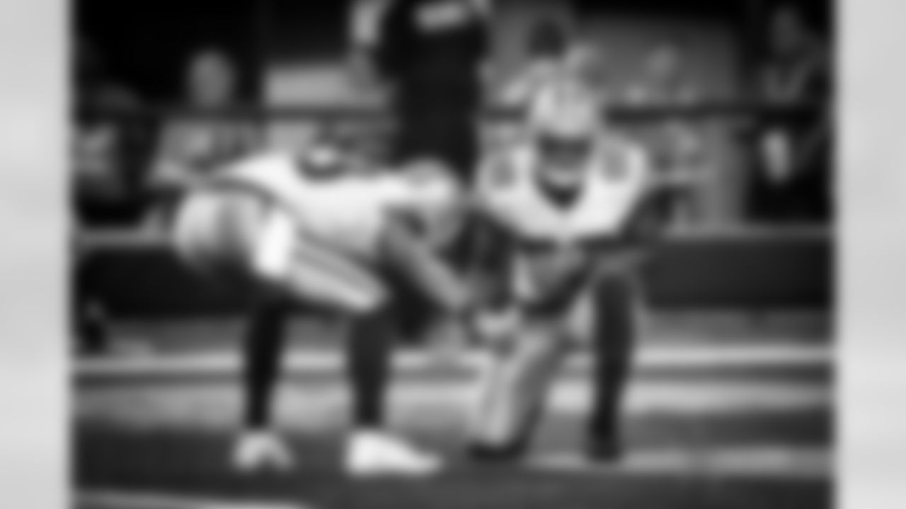 08-19-16_cowboys_vs_miami_dez_bryant_td_celebration_selects_jj0820.jpg