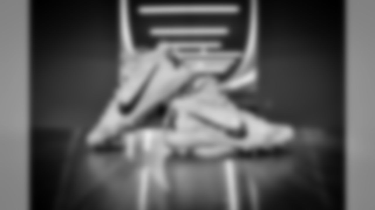 20161129_shoes_all_jj7718.jpg