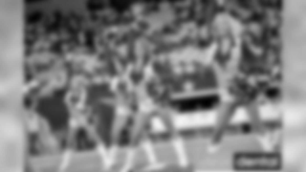 20171130_cheers_selects_jj61672.jpg