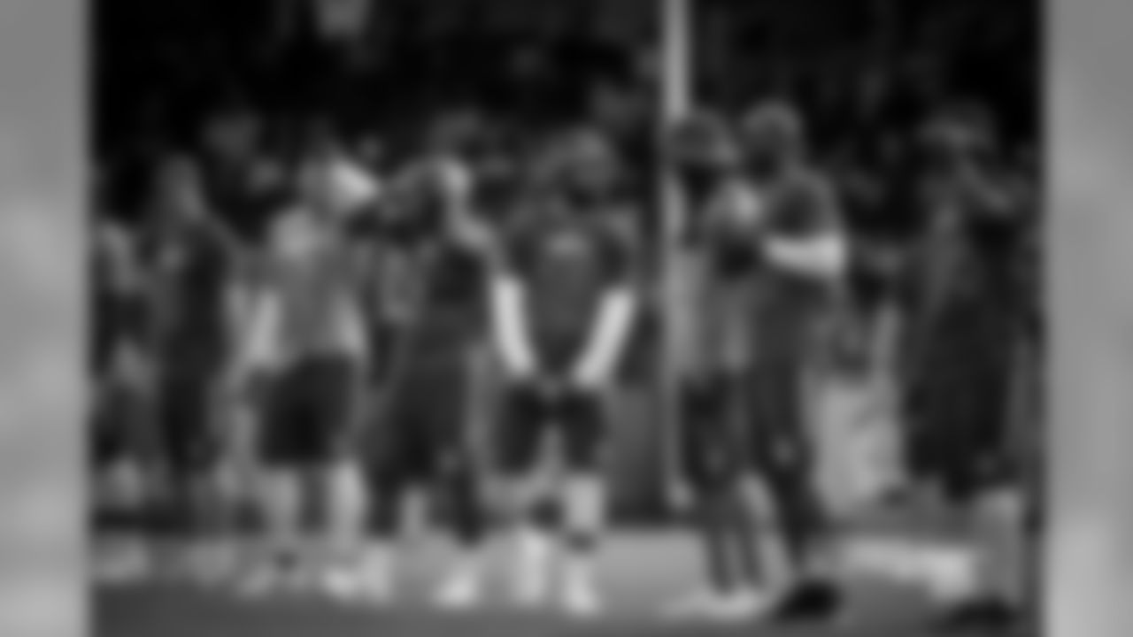 20170127_probowl_ezekiel_elliott_selects_jj29117.jpg