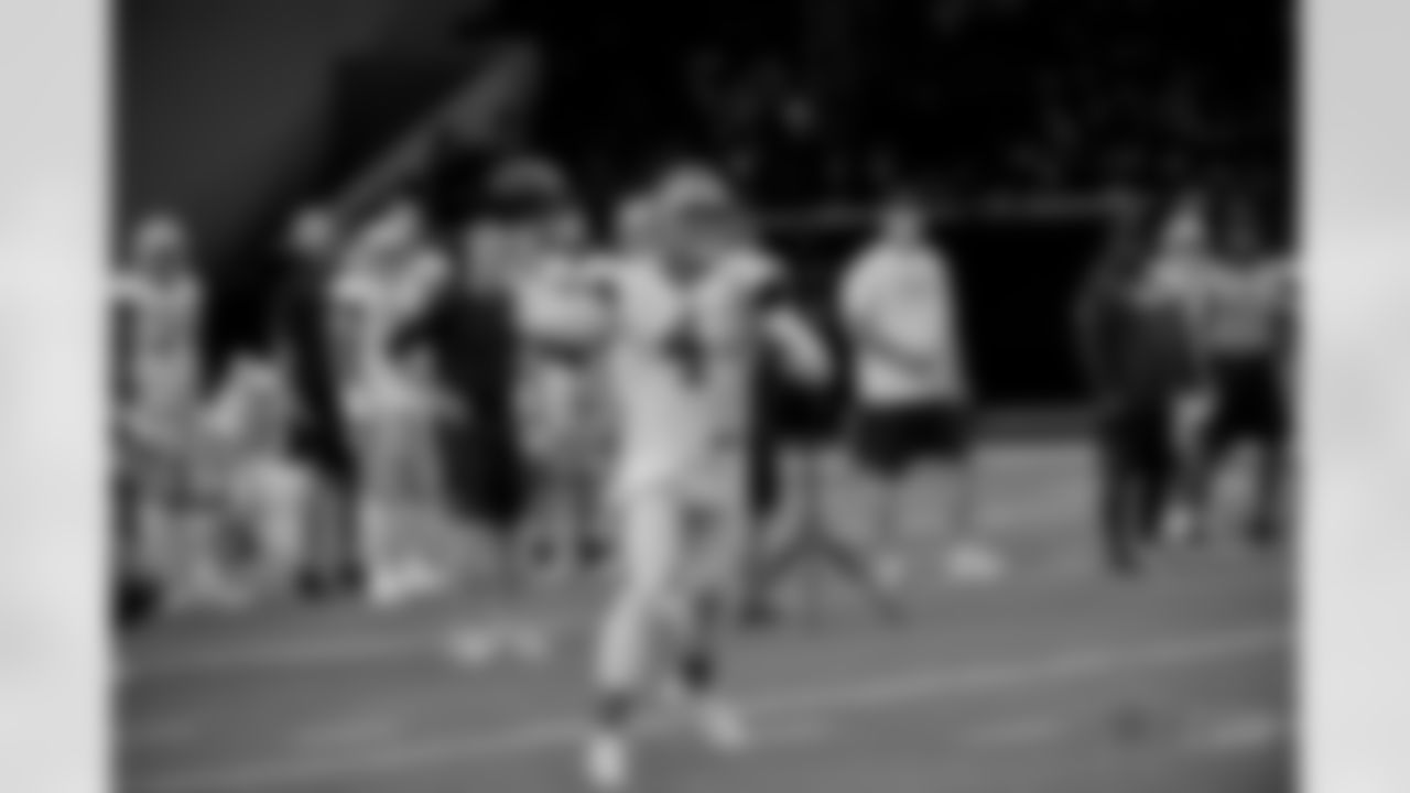 20170823_dal_dak_prescott_selects_jj35578.jpg