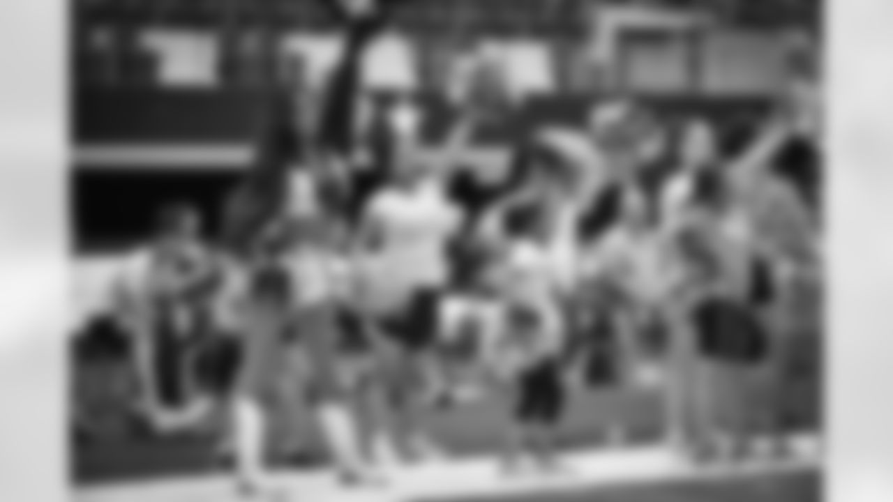 2016_youth_camps_spanish_jj0164.jpg