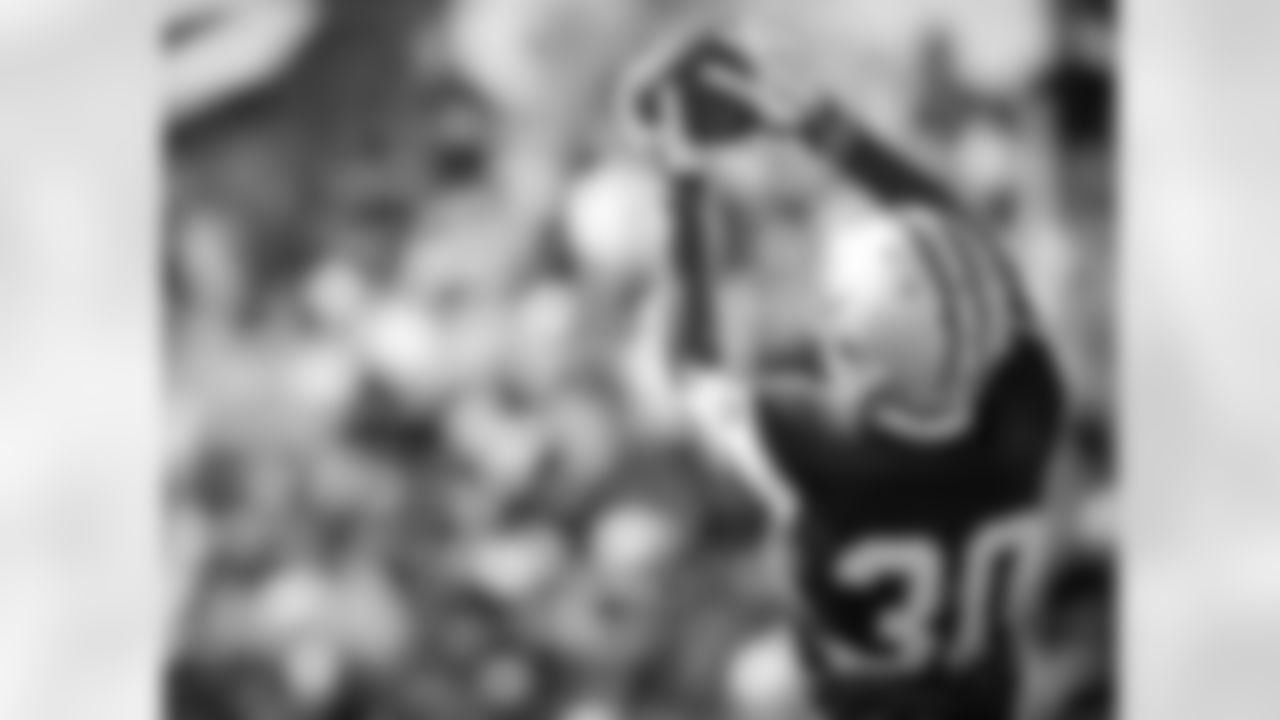 20160731_dal_anthony_brown07.jpg