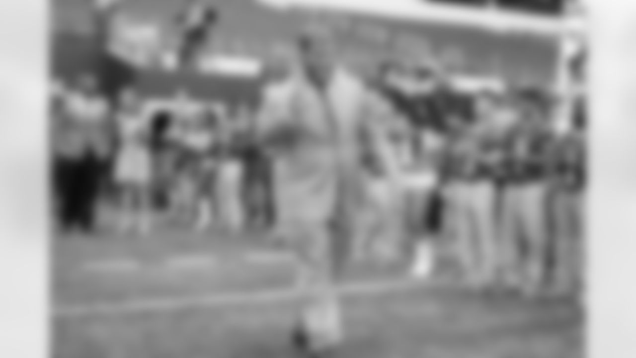 temp20140827_DAL_Kickoff_Luncheon_quickies037.jpg