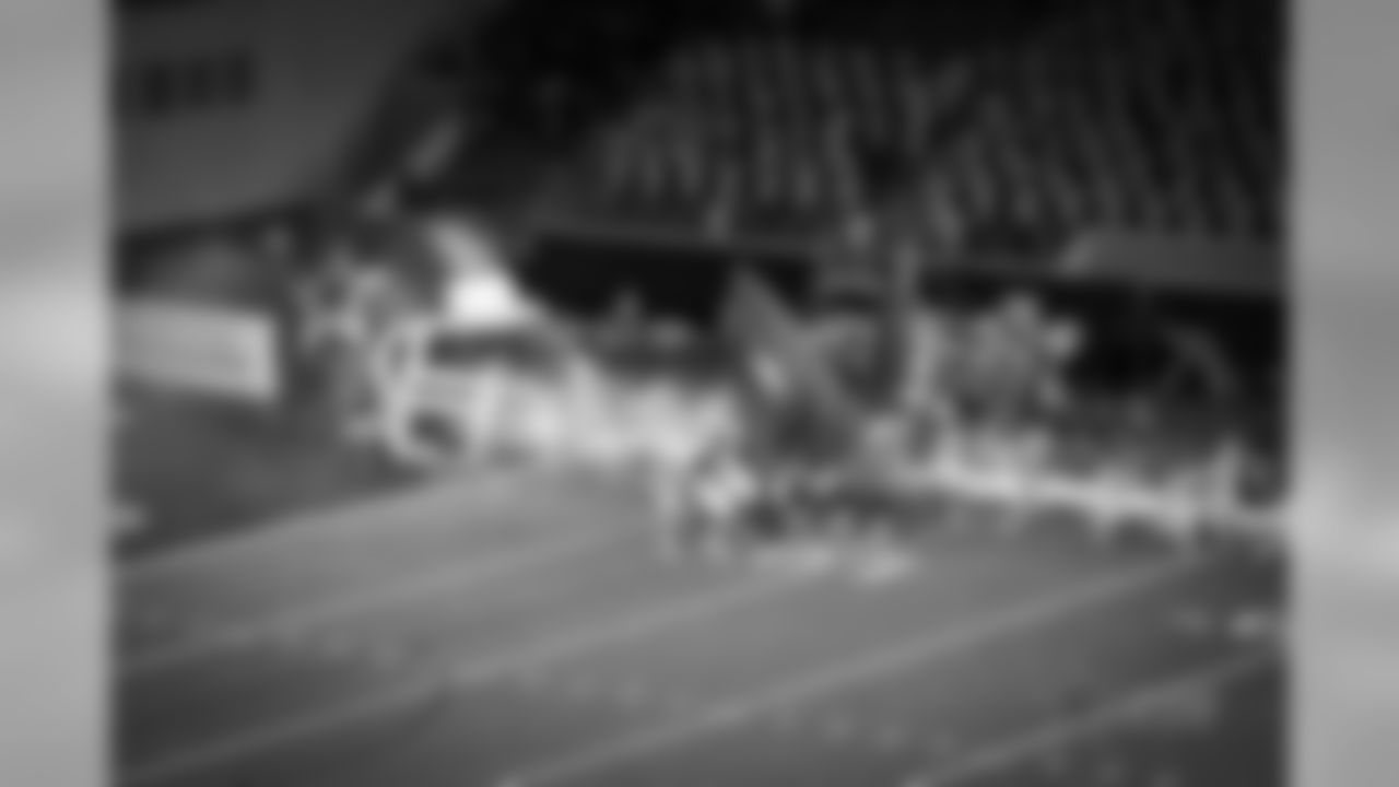 20160827_star_kickoff_quickies135.jpg
