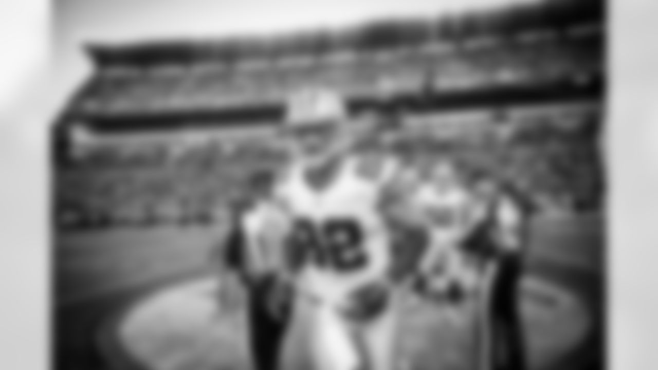 20161114_dal_vs_pit_jason_witten_selects_jj2143.jpg
