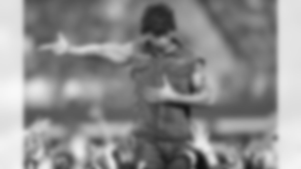 20141027_dal_cheers_halloween215.jpg