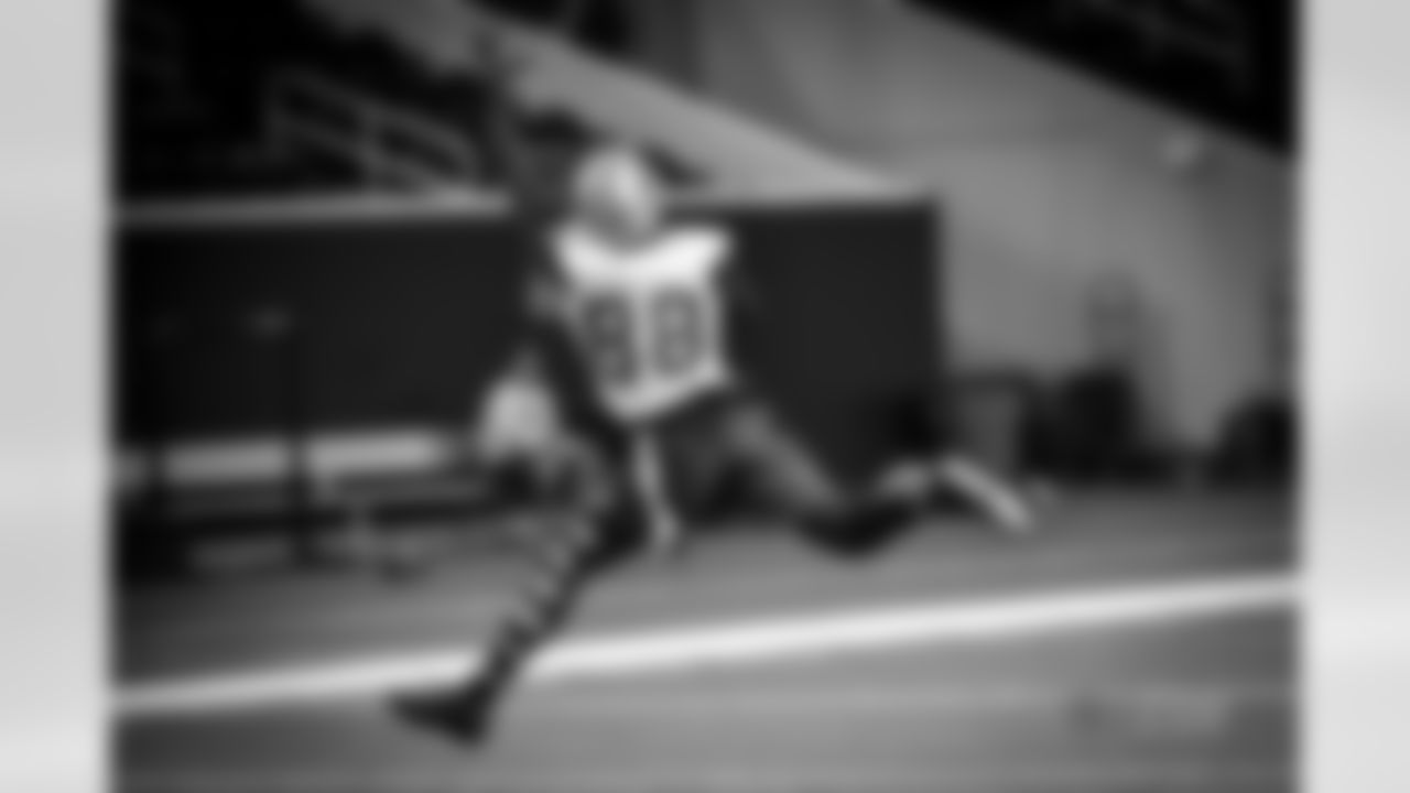 20160921_practice_dez_bryant_selects_jj0466.jpg