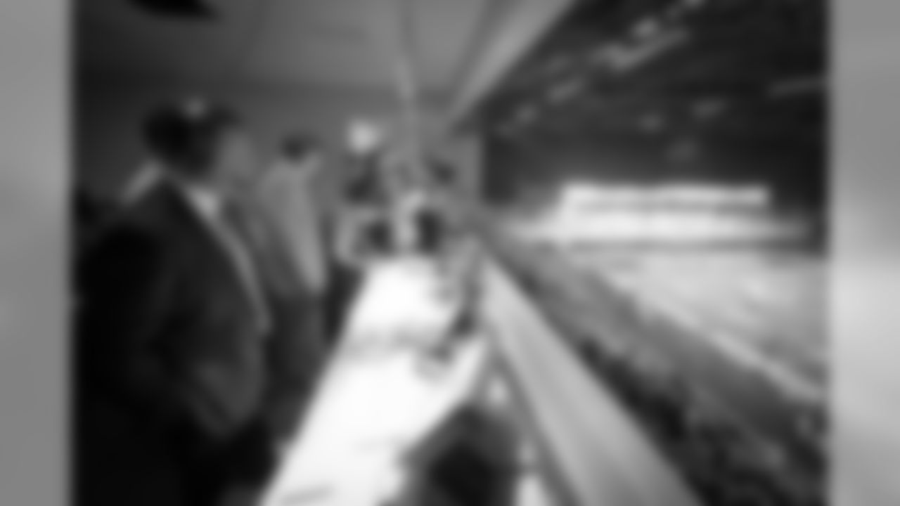 20160827_star_kickoff_quickies113.jpg