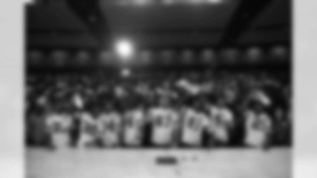 20161031_challenge_playbook_jj2765.jpg