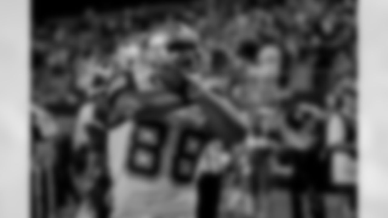 20171130_dez_bryant_selects_jj61628.jpg