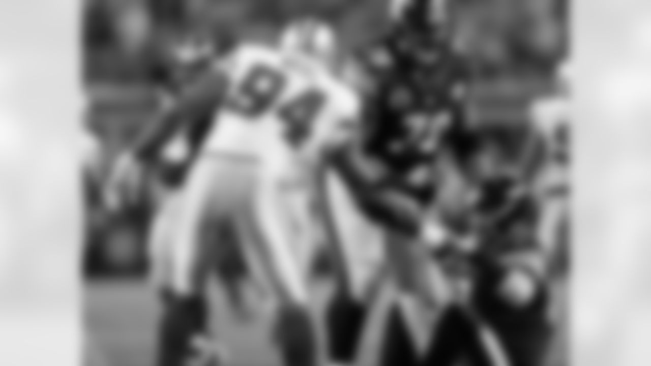 2012 - Ware helps up Steelers QB Ben Roethlisberger. Ware played through an elbow injury and finished the game with two tackles, three pressures and split a sack with Anthony Spencer.