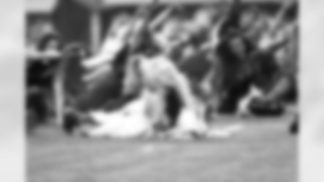 20141027_dal_cheers_halloween214.jpg