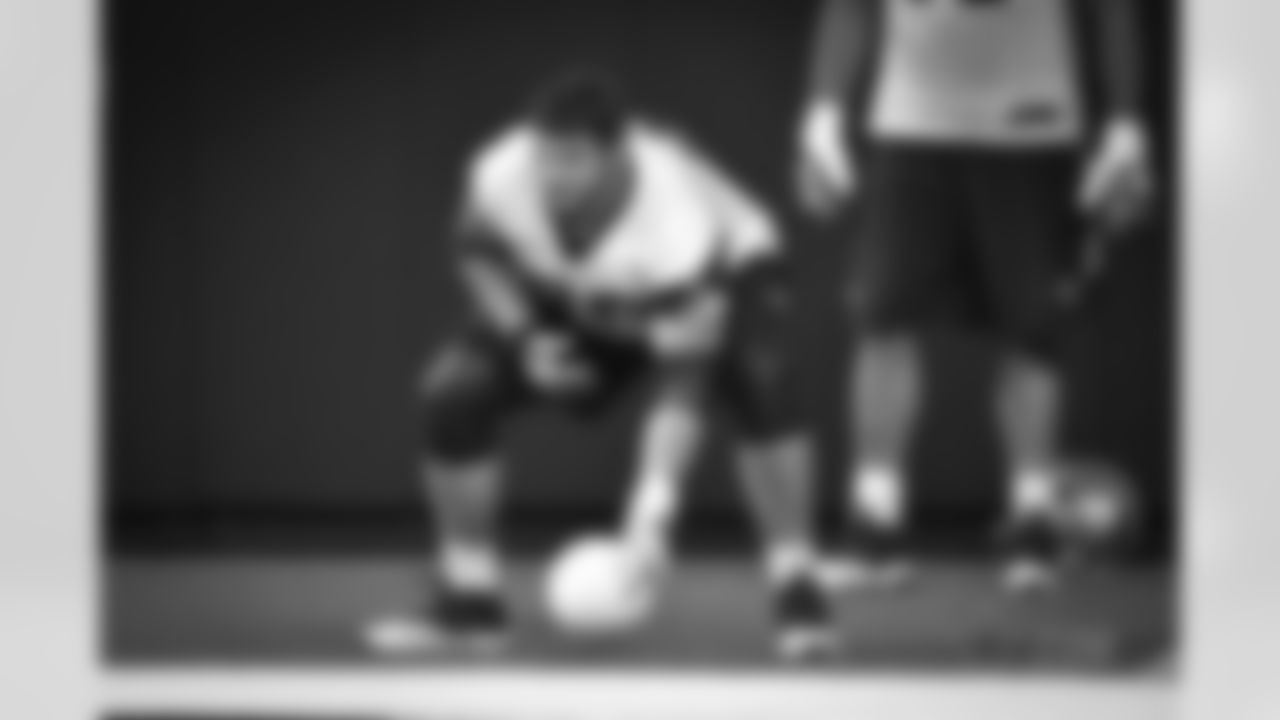 20160921_practice_zack_martin_selects_jj0452.jpg