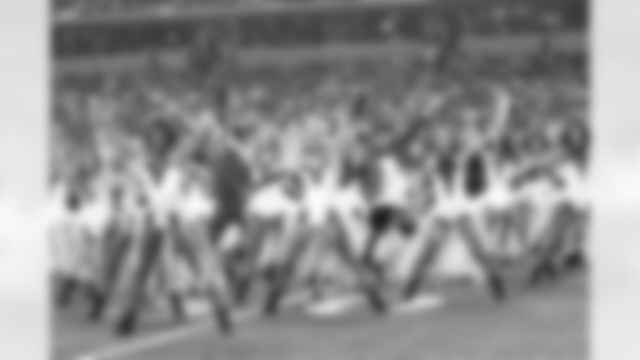 20141027_dal_cheers_halloween181.jpg