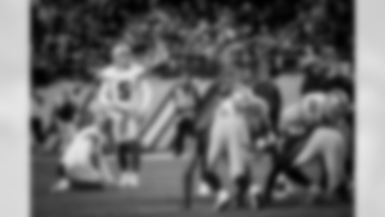 20161114_dal_vs_pit_dan_bailey_selects_jj2342.jpg