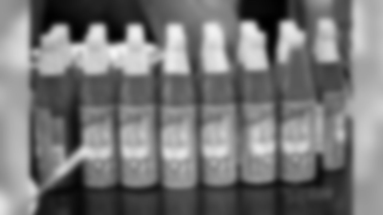 20161118_beasleys_hotsauce_all_jj3288.jpg