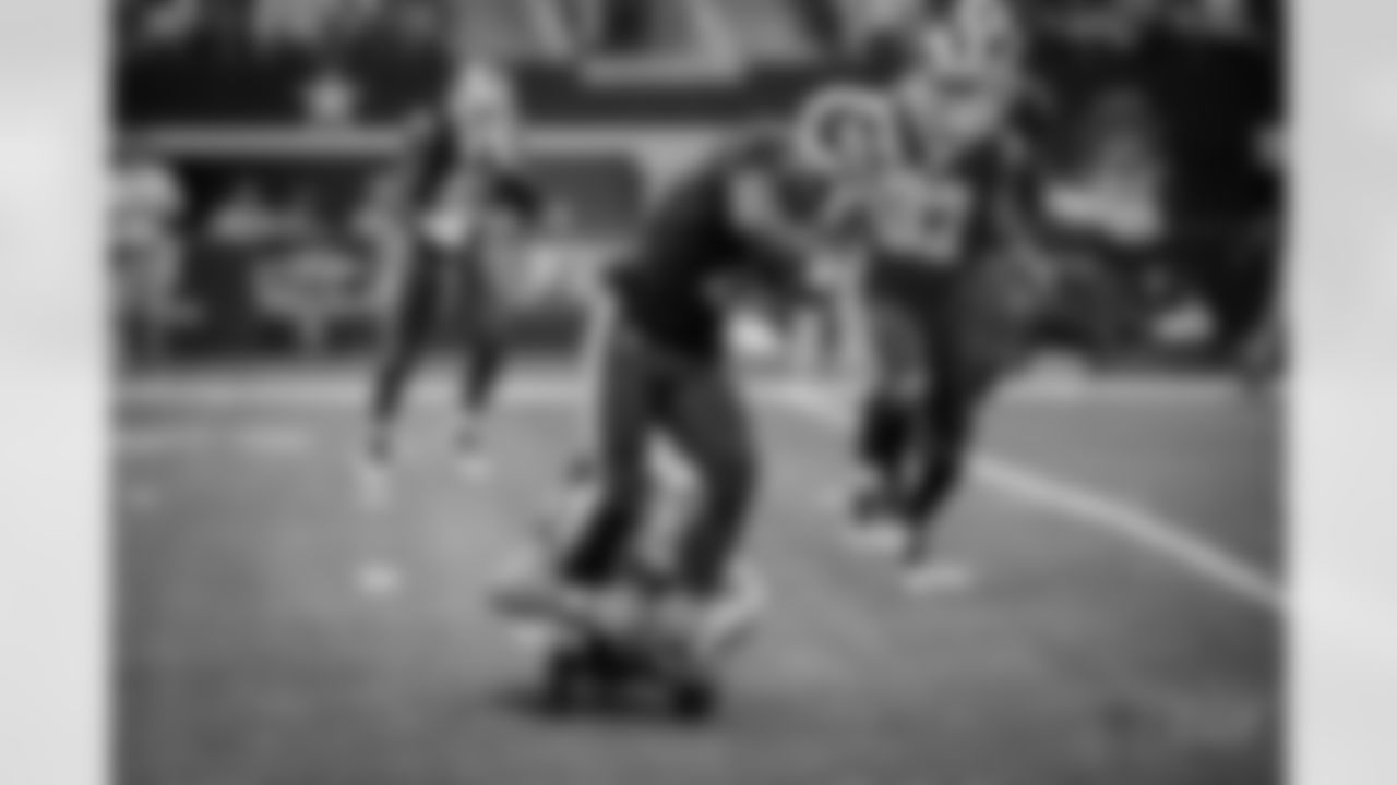st-20171001_dal_keith_smith_selects_jj47365.jpg