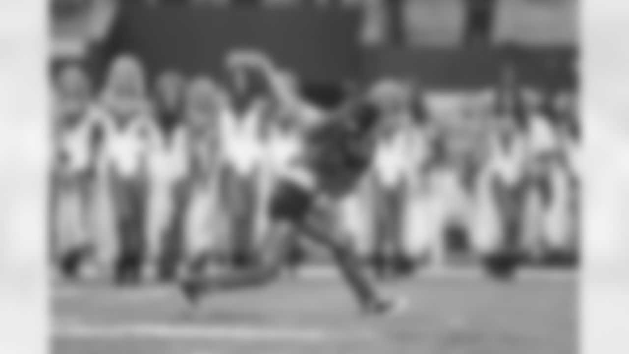 20141027_dal_cheers_halloween077.jpg
