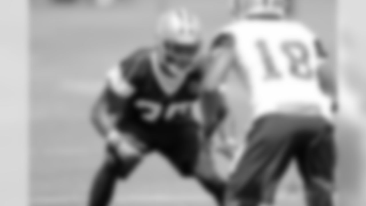 20170613_dal_marquez_white04.jpg