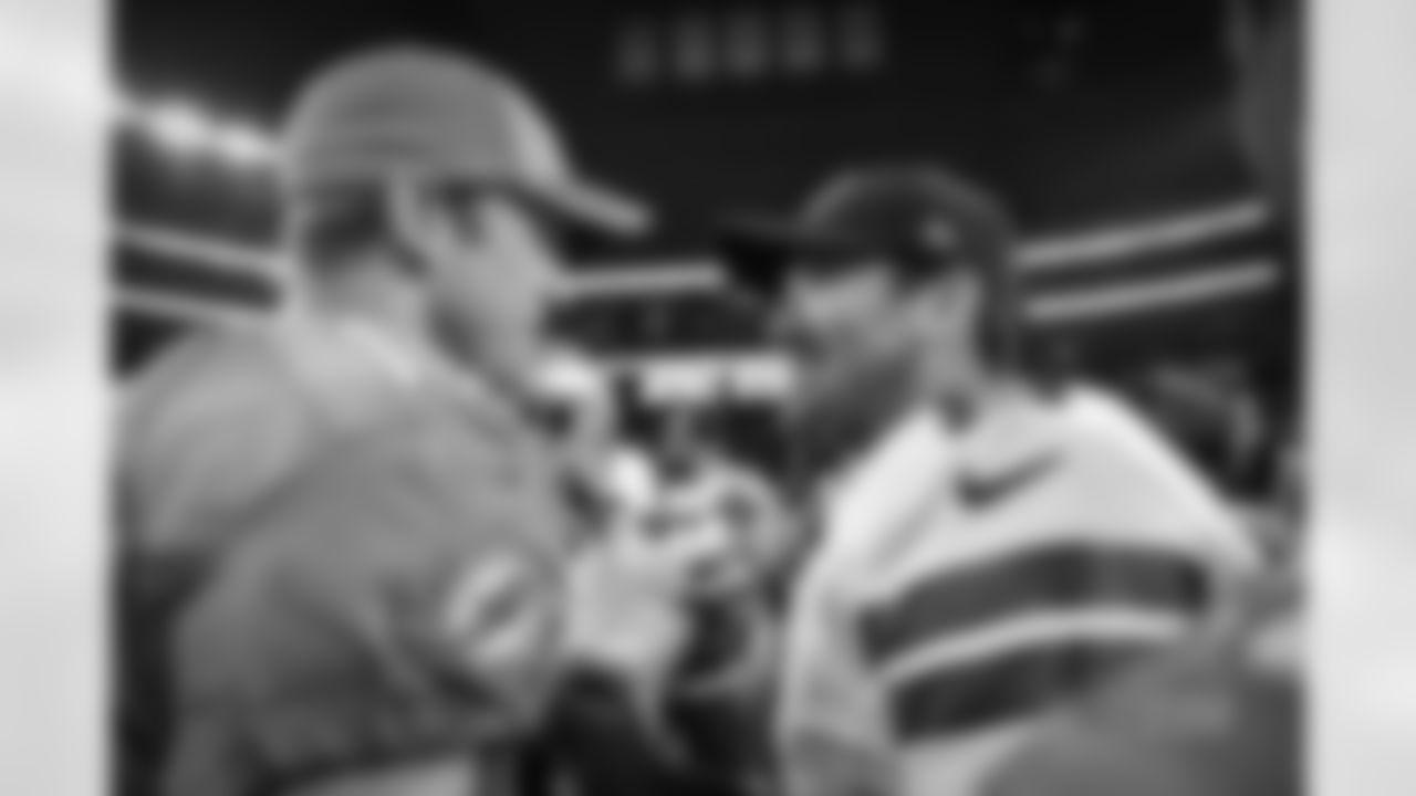 08-19-16_cowboys_vs_miami_tony_romo_selects_jj0710.jpg