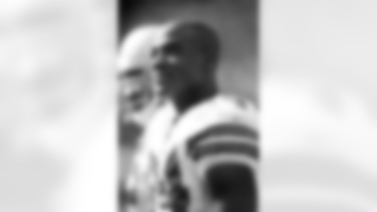 2005 - In his rookie season, Ware had 8.0 sacks, 65 tackles, 11 tackles for a loss, 19 quarterback pressures and tied the team lead with three forced turnovers.