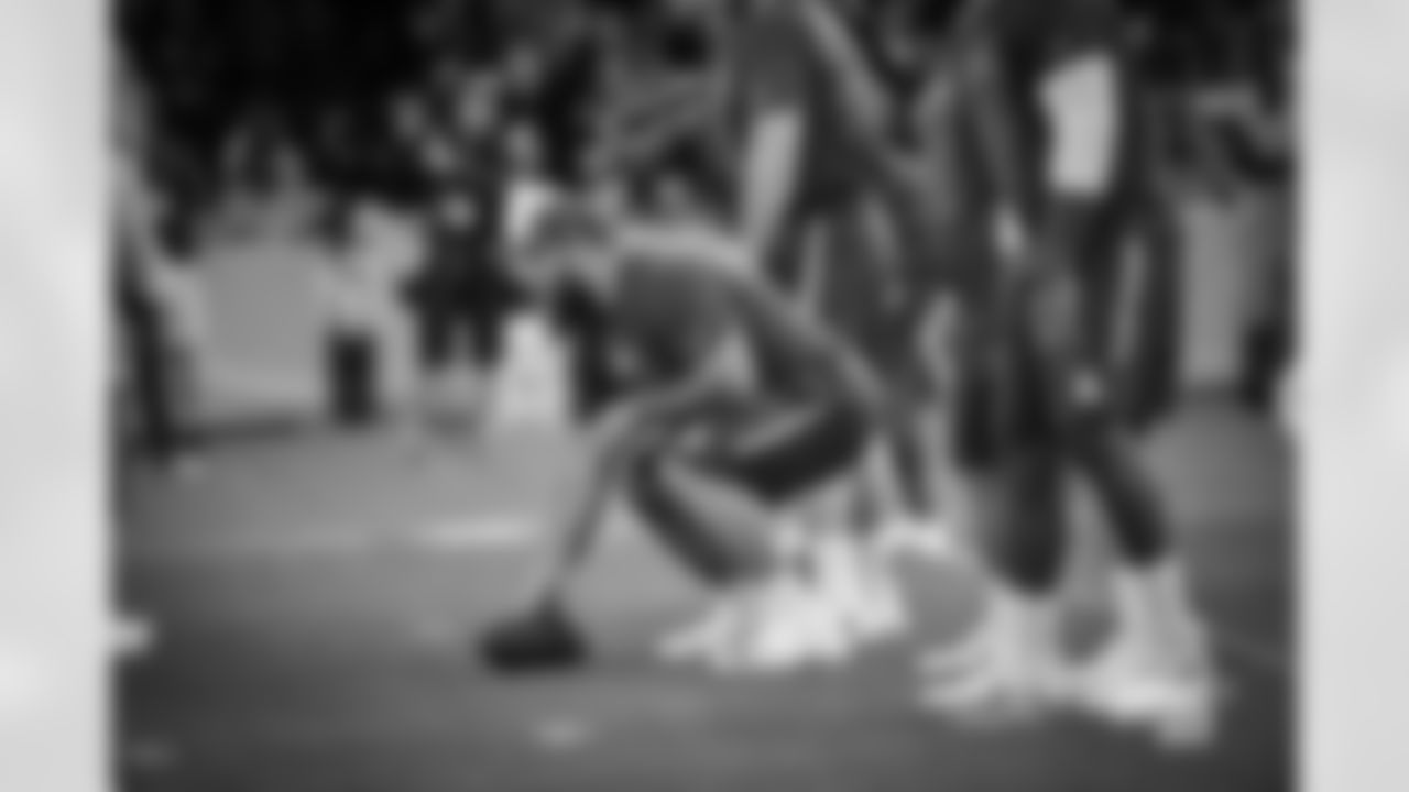 20170128_probowl_travis_frederick_selects_jj29346.jpg