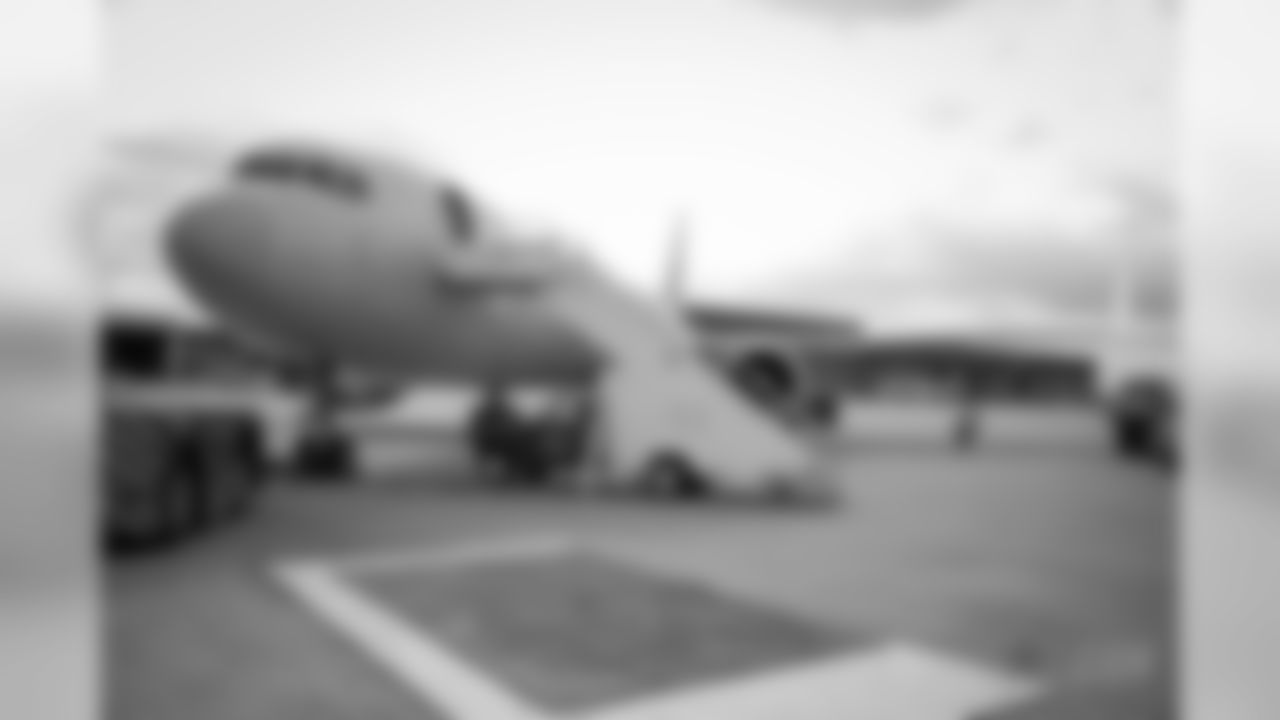 20171111_dal_american_airlines01.jpg