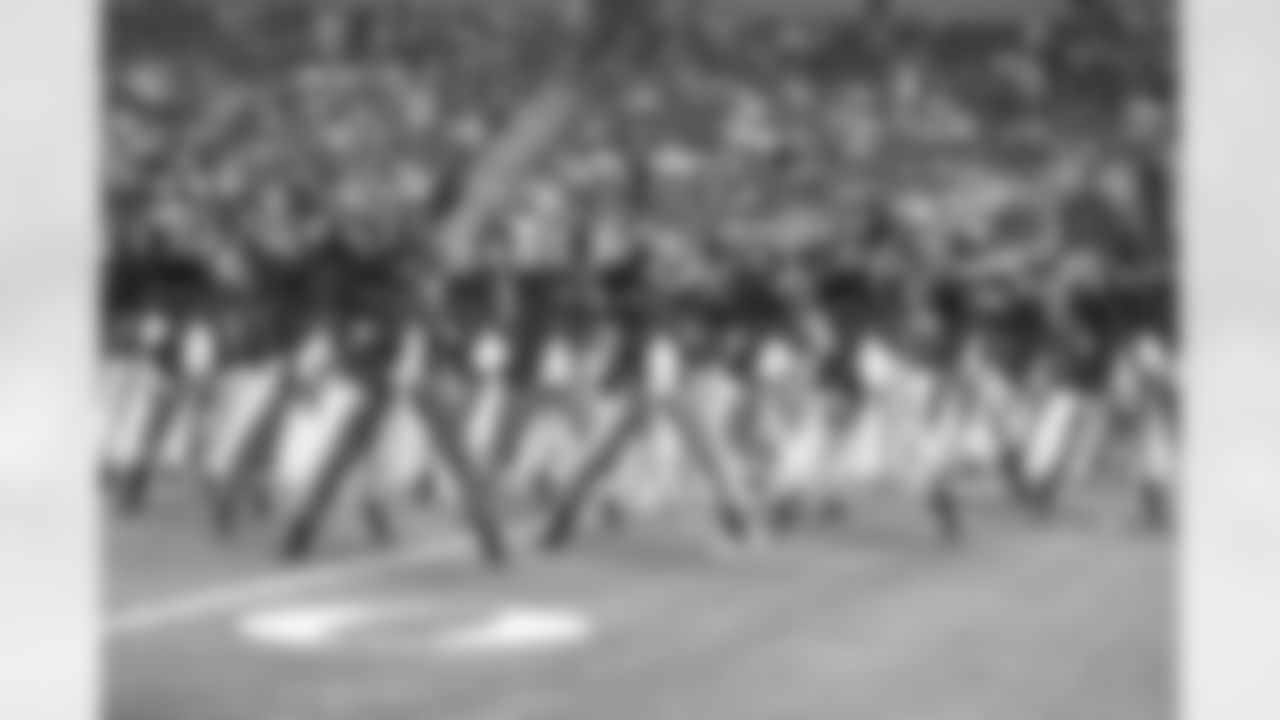 20141027_dal_cheers_halloween034.jpg