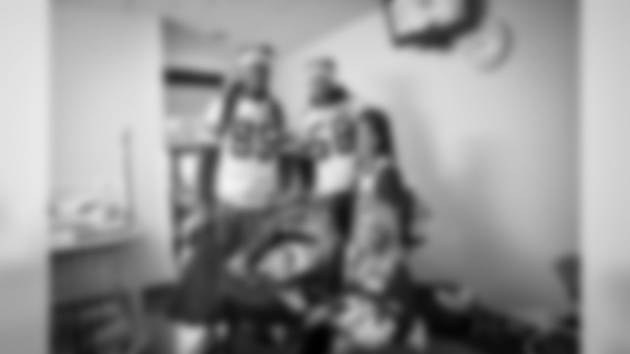 20161205_hospital_visits_medical_city_selects_jj10512.jpg