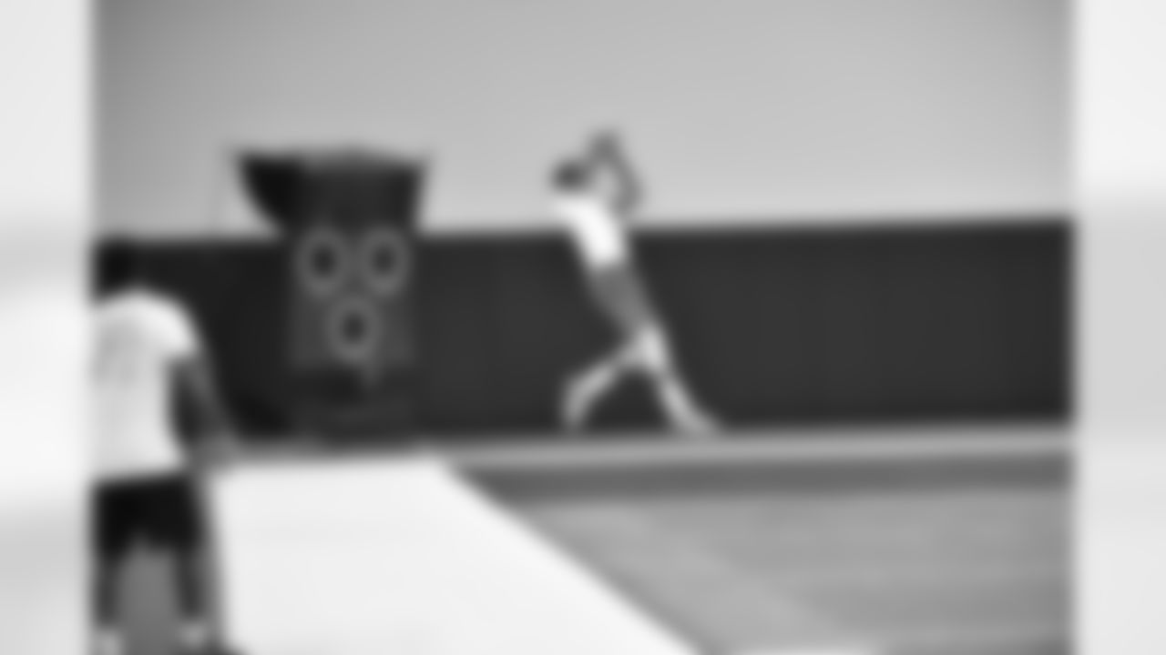 20170422_qb_wr_challenge_jj08612.jpg