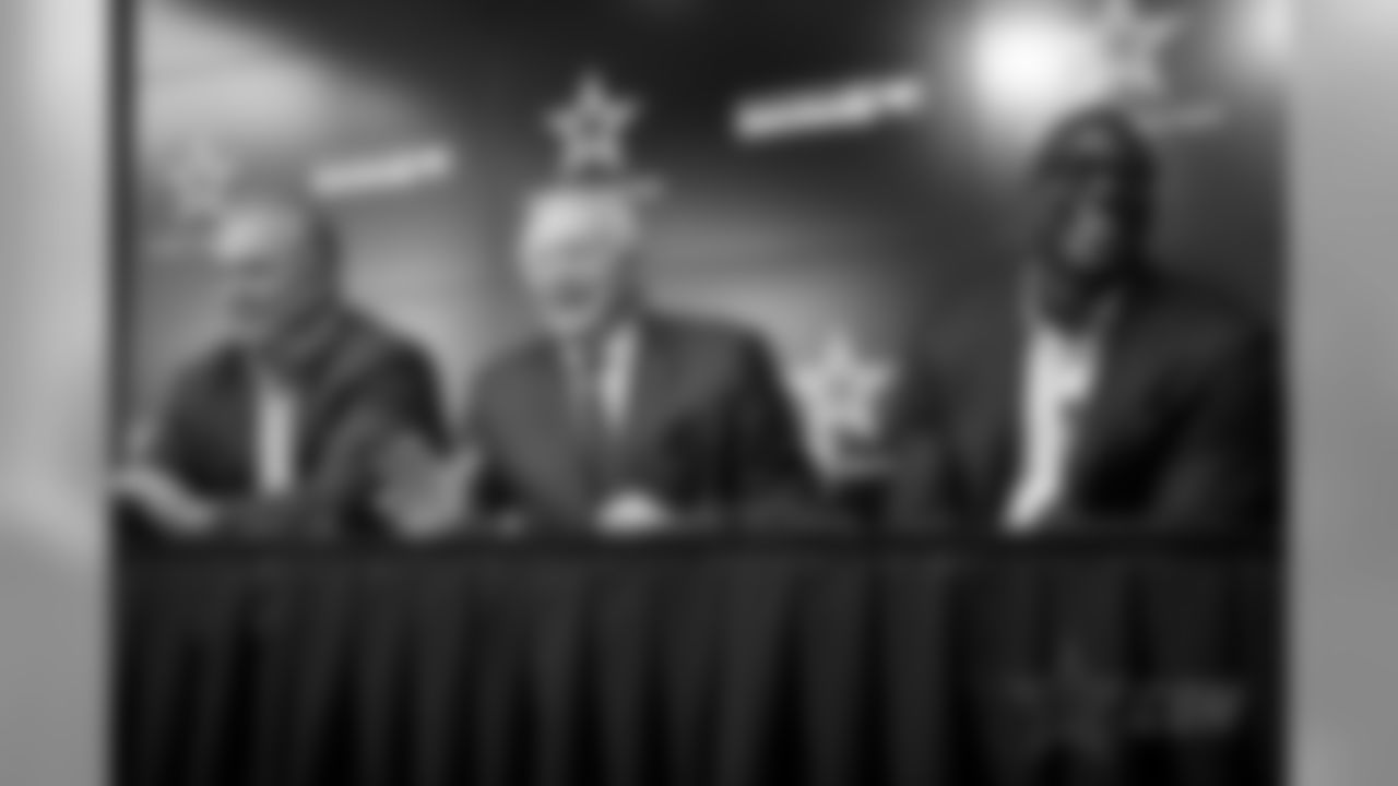 20170424_demarcus_ware_retirement_presser_selects_jj10390.jpg