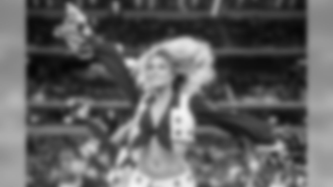 20171119_dal_cheer_-pk-199.jpg