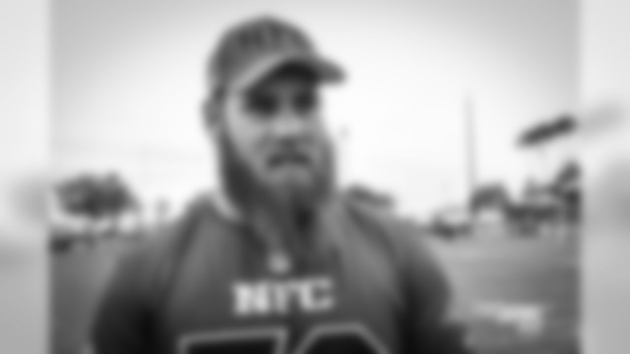 20170128_probowl_travis_frederick_selects_jj29347.jpg