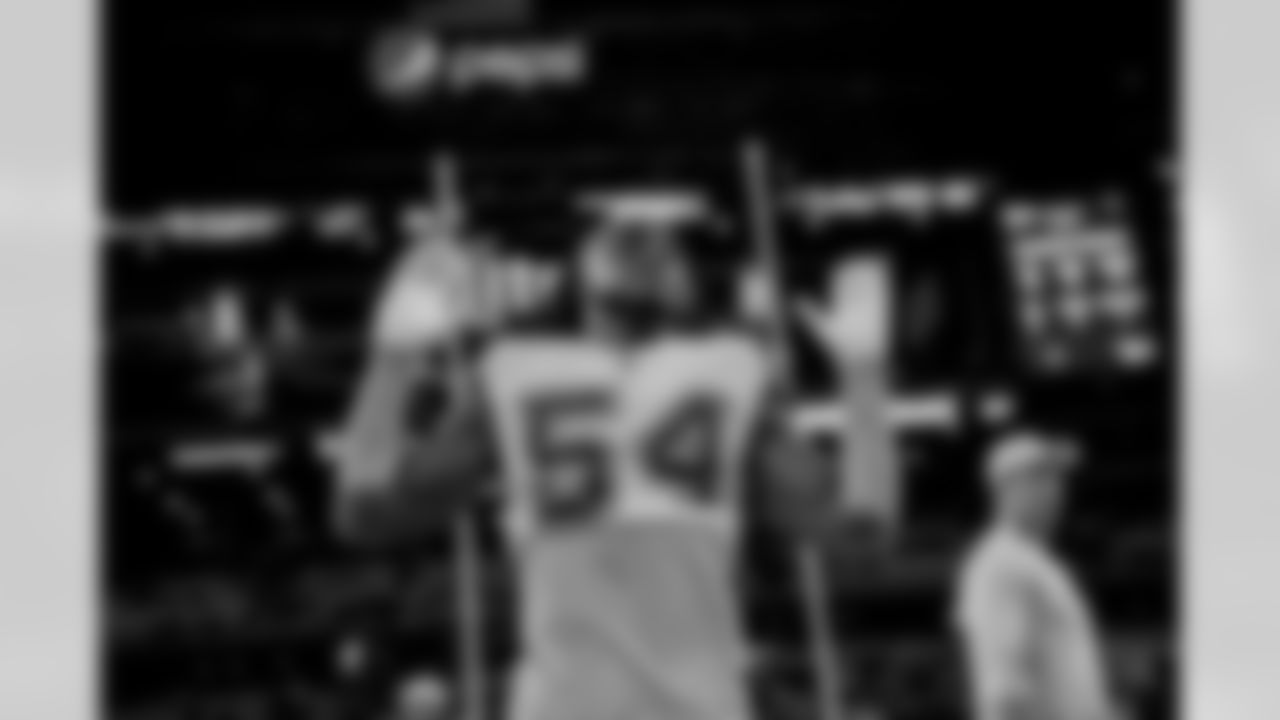 20171130_jaylon_smith_selects_jj61841.jpg
