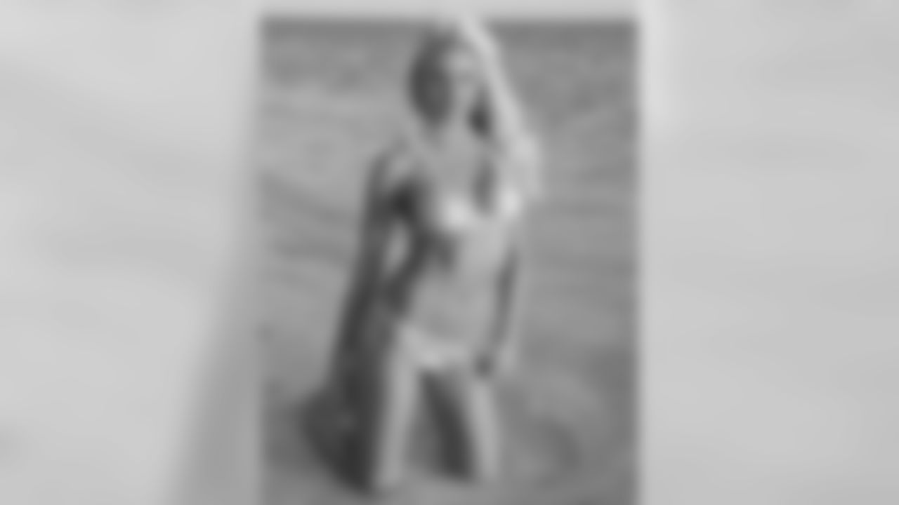 tempDCC-calendarshoot_0037.jpg