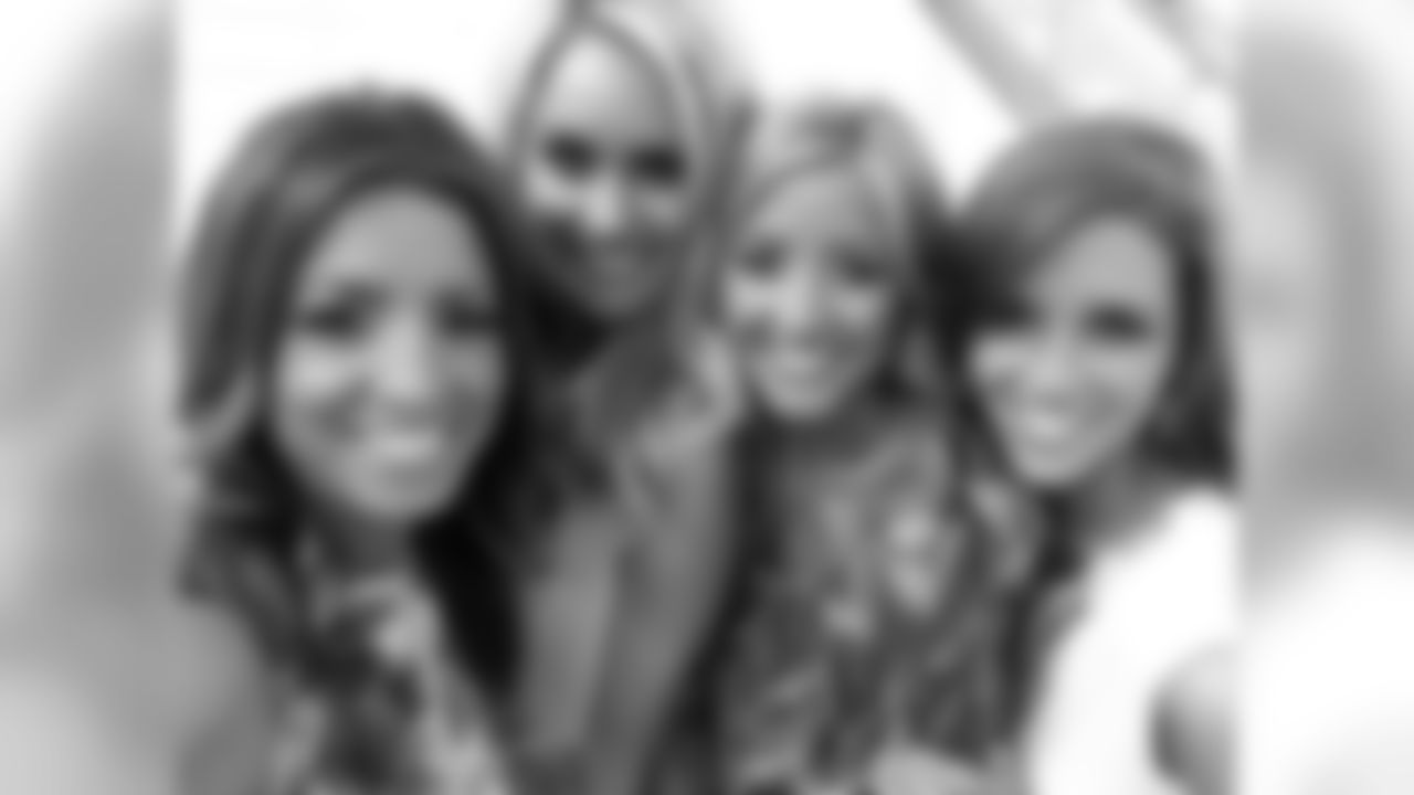 tempDCC-calendarshoot_0004.jpg