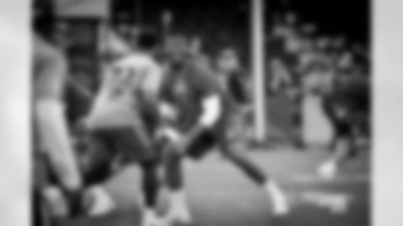 20170127_probowl_tyron_smith_selects_jj29133.jpg