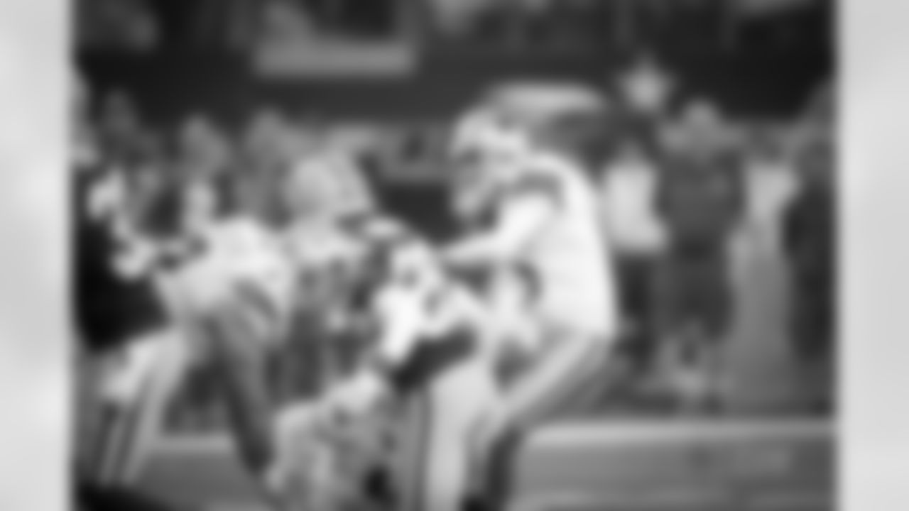 2010115_gb_dal_quickies095ss.jpg
