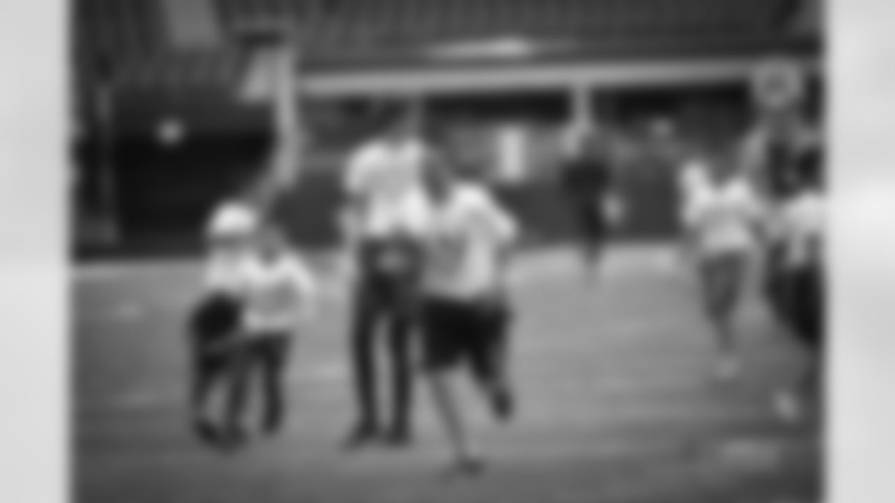2016_youth_camps_spanish_jj0158.jpg