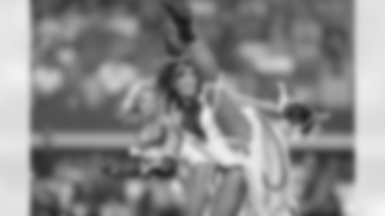 20141027_dal_cheers_halloween111.jpg