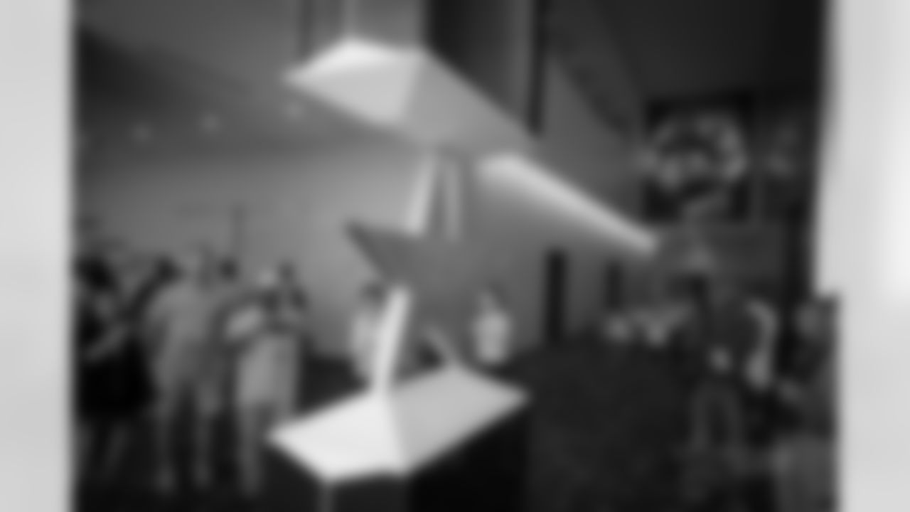 2016021_dal_thestar_media_tour_quickies42.jpg
