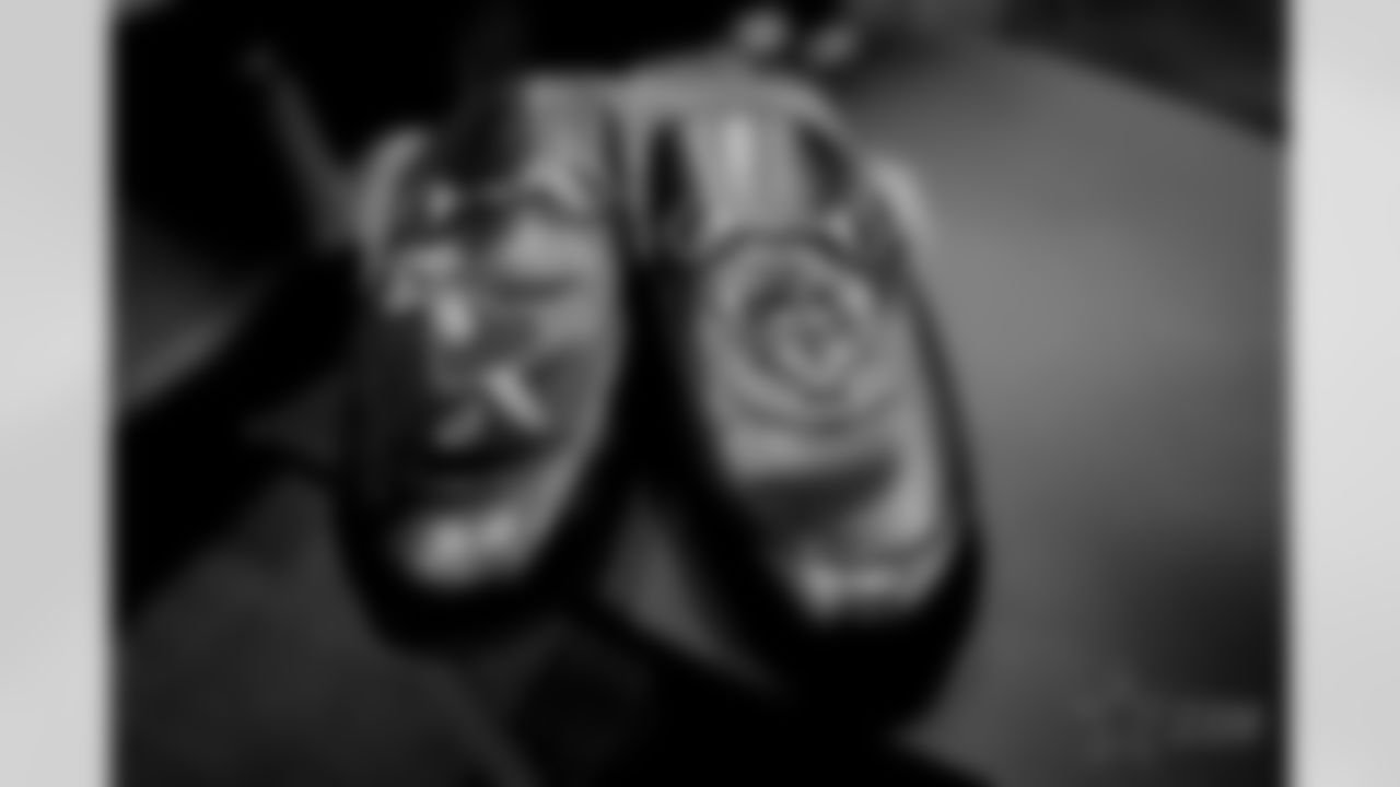 20171119_dal_tacos_shoes_selects_jj57571.jpg