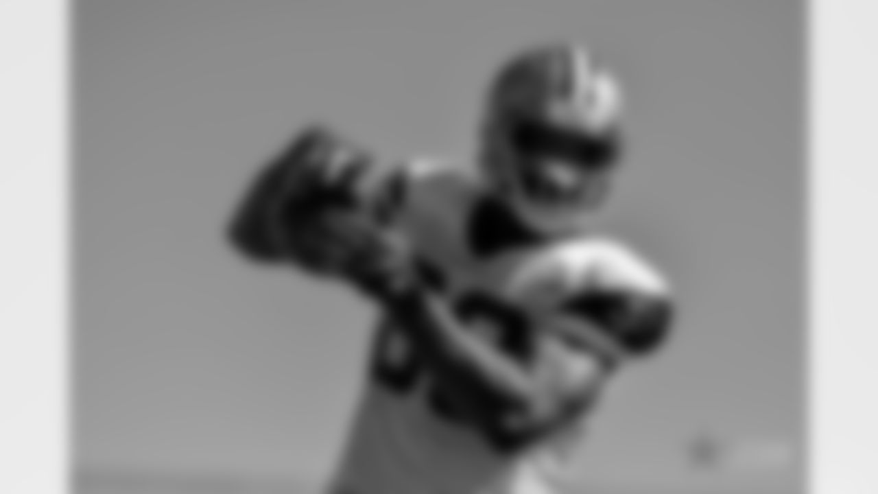 20170815_dal_rico_gathers_selects_jj30937.jpg
