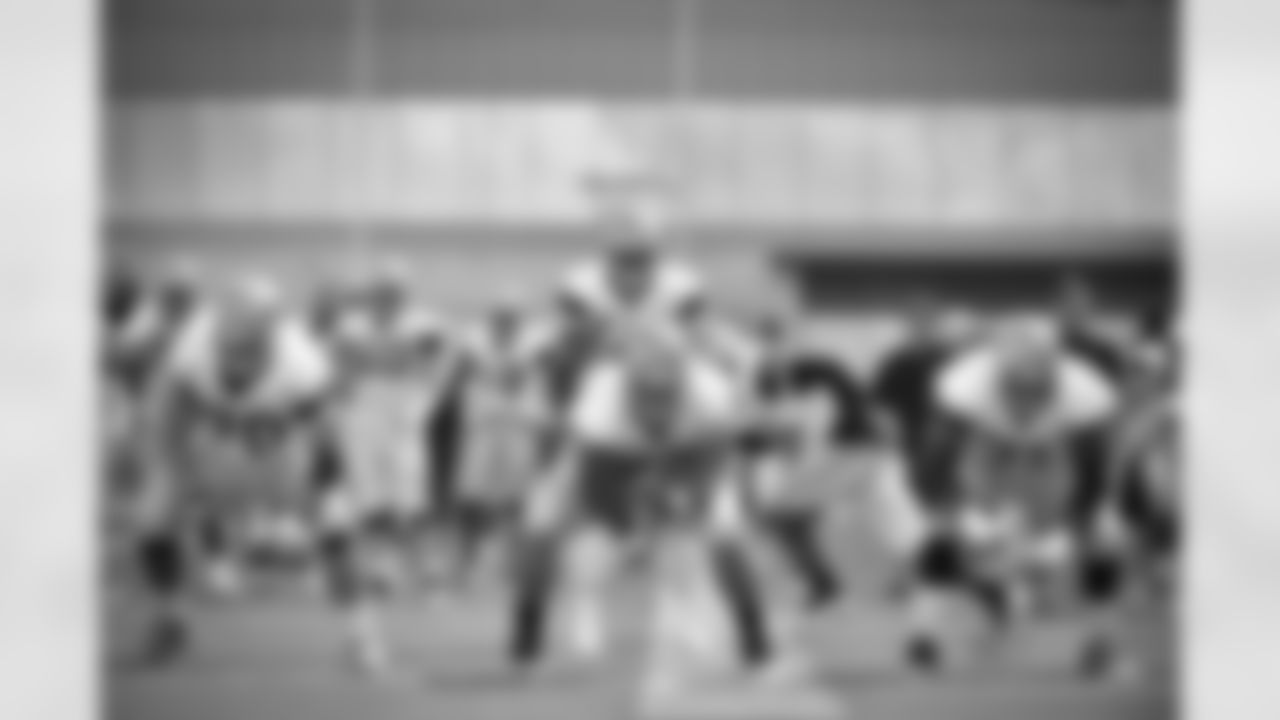 20160914_dal_september_14th_practice_jj1638.jpg