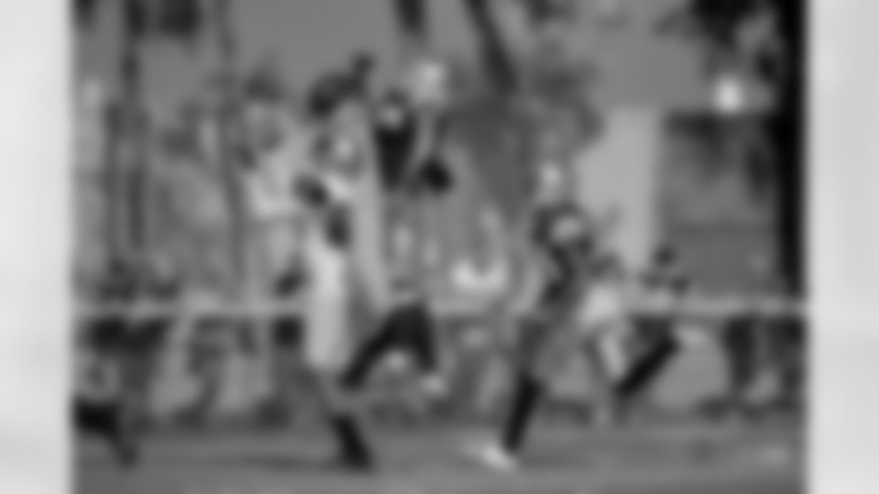 20170814_dal_jeff_heath_selects_jj30518.jpg