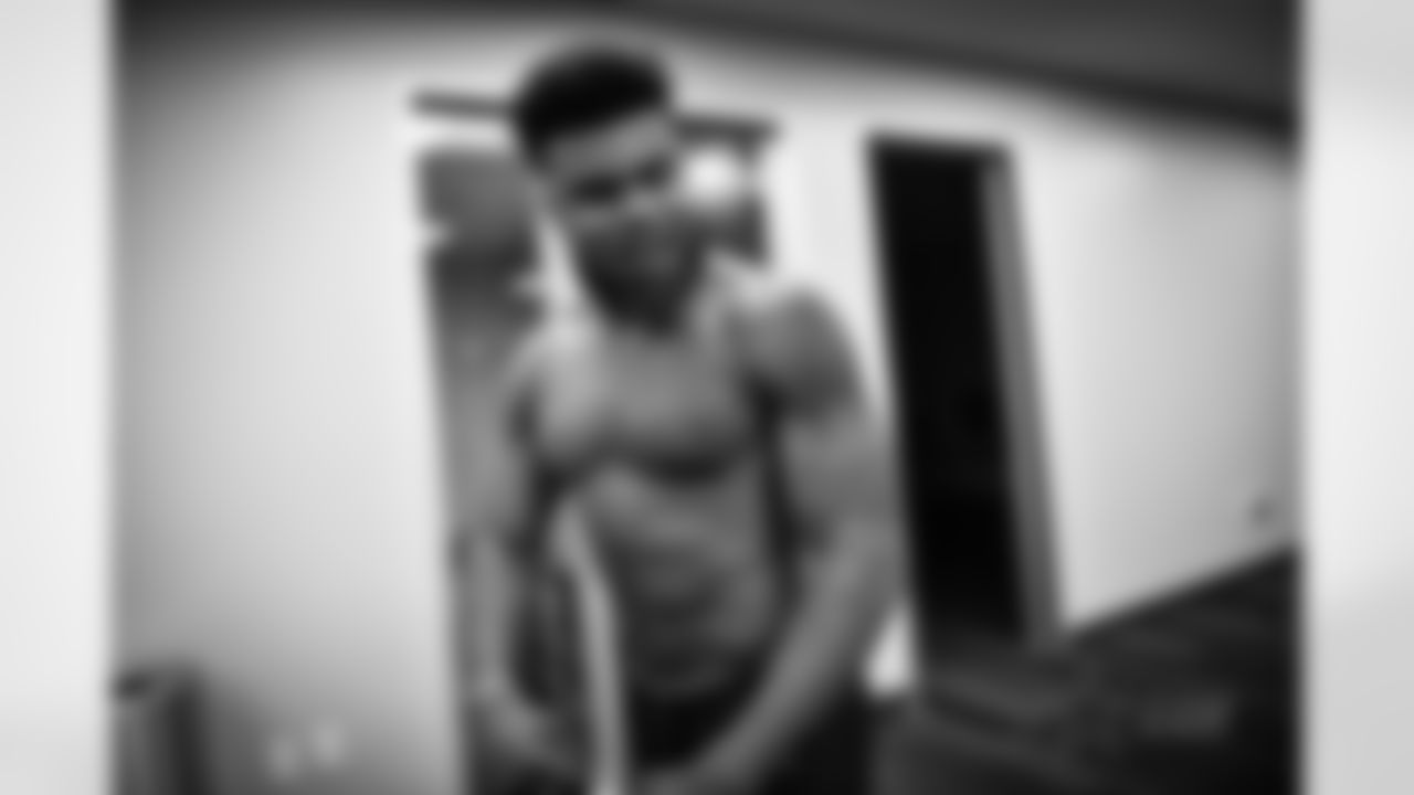20161118_beasleys_hotsauce_all_jj3344.jpg