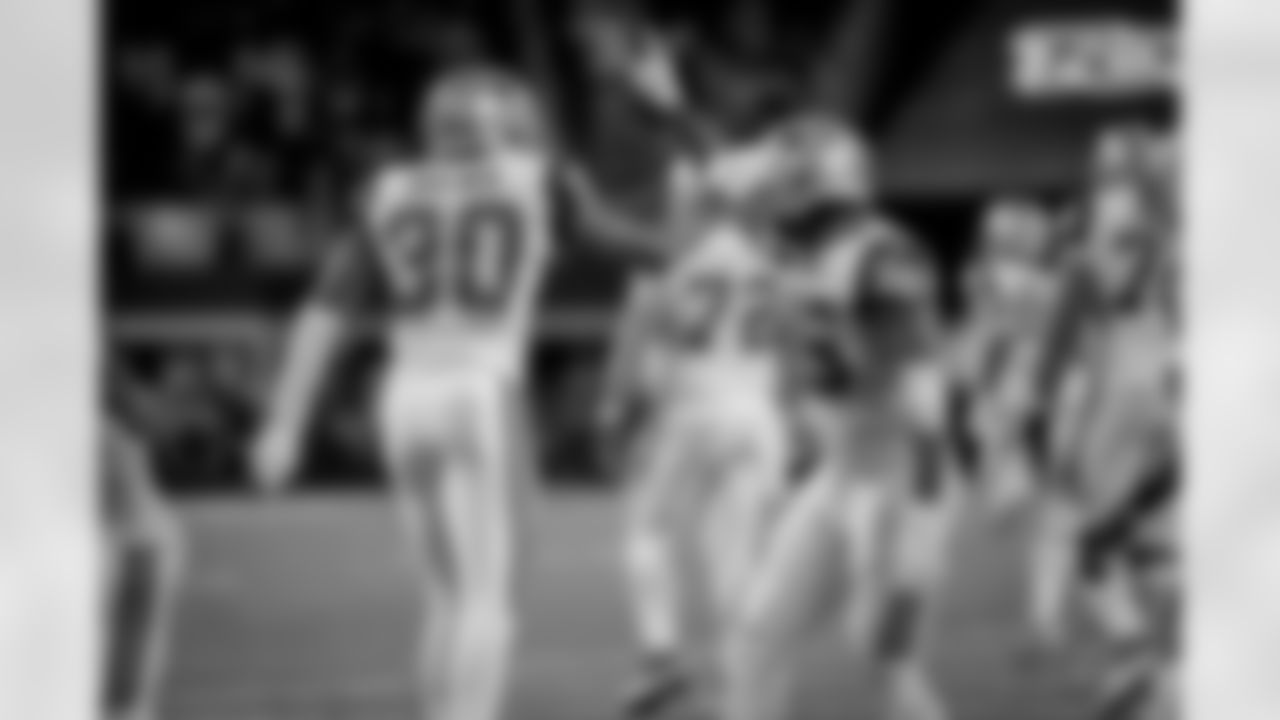 20171130_anthony_brown_selects_jj61878.jpg