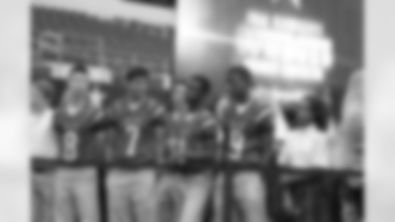 temp20140827_DAL_Kickoff_Luncheon_quickies024.jpg